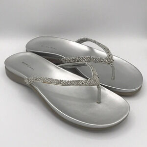 Merona Winda silver bling sandals, size 8.5